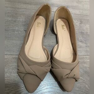Womens Tan Flats